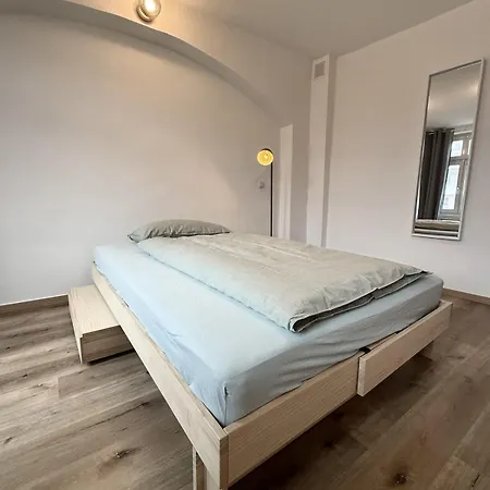 Monteurzimmer 1 Zentrum - Fuer Firmen アウグスブルク